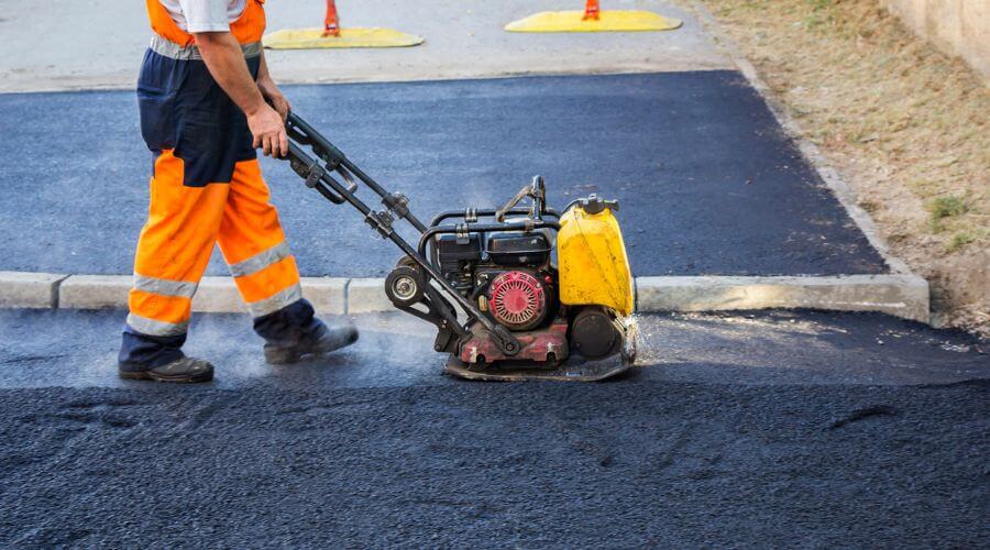 Professional gutter cleaning in Welcome, NC
